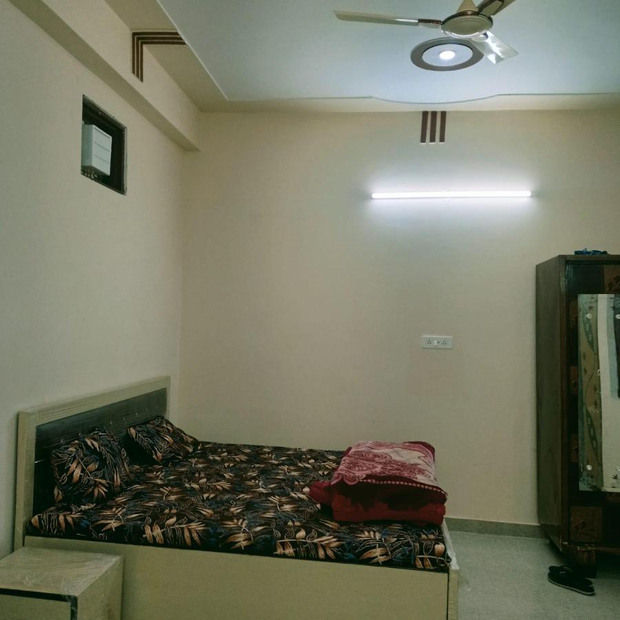 Radha Bhavan Vrindāvan Exterior foto